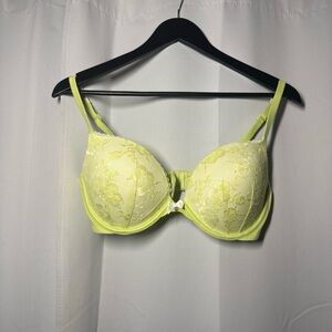 Victoria’s Secret Lace Underwire Bra in Lime - Body by Victoria Push Up Bra